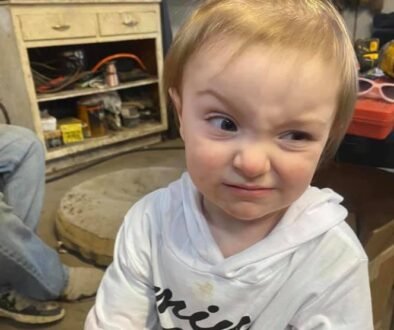 stinky look Marlee